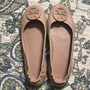 Nude leather Tory Burch flats